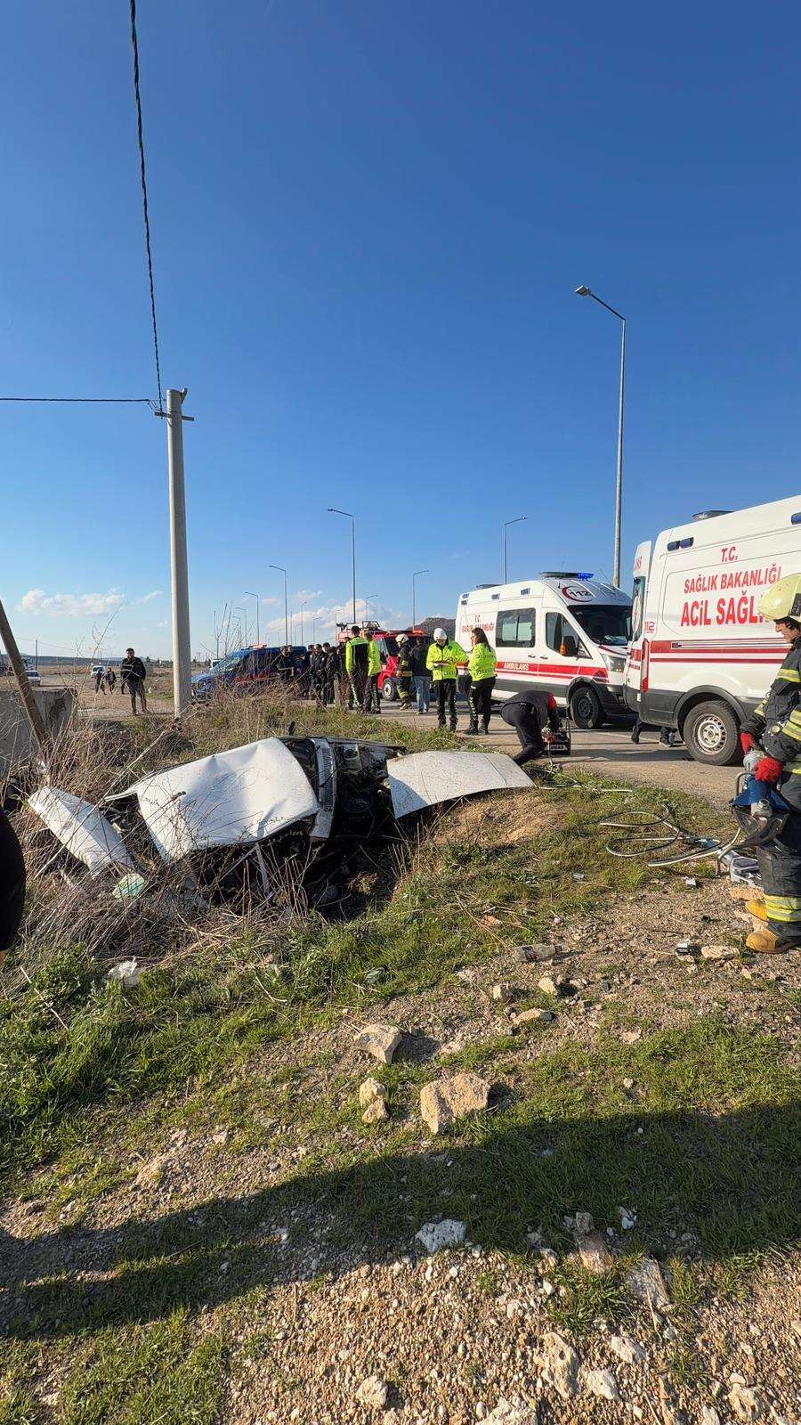 Konya’da otomobil bu hale geldi! 1 ölü, 1 yaralı var 1